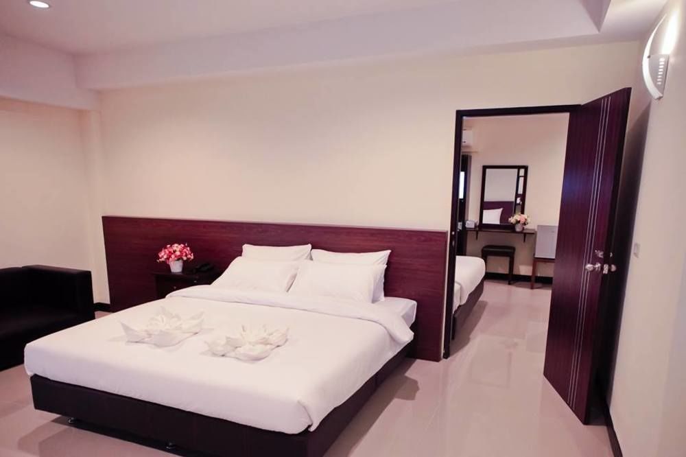 Collection O Vresotel Nonthaburi Extérieur photo